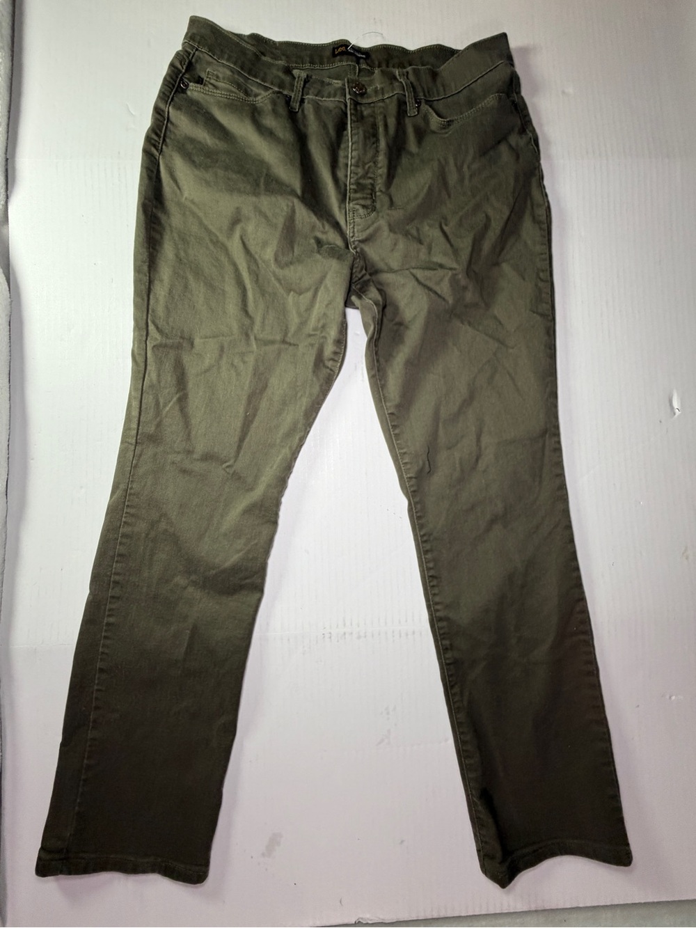 Lee Women's Olive Straight-Leg Trousers 14 short sized slimming